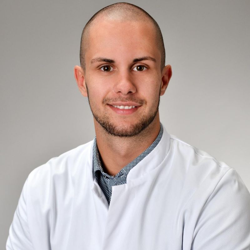 Dr Fabian Kau